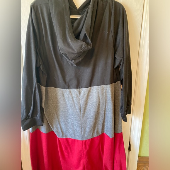 BloomChic Dresses & Skirts - Bloomchic Tri-color Hooded Cotton Dress